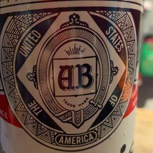 Meet your Posher, Wilbert